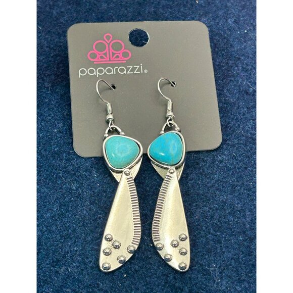 Going Green Goddess Paparazzi Dangle Earrings Silver & Blue Boho Style Lightweig - Picture 1 of 4